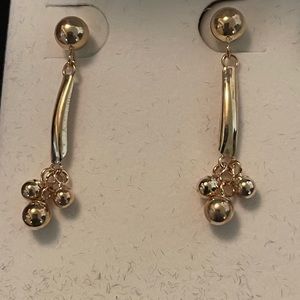 14kt gold , post earrings.